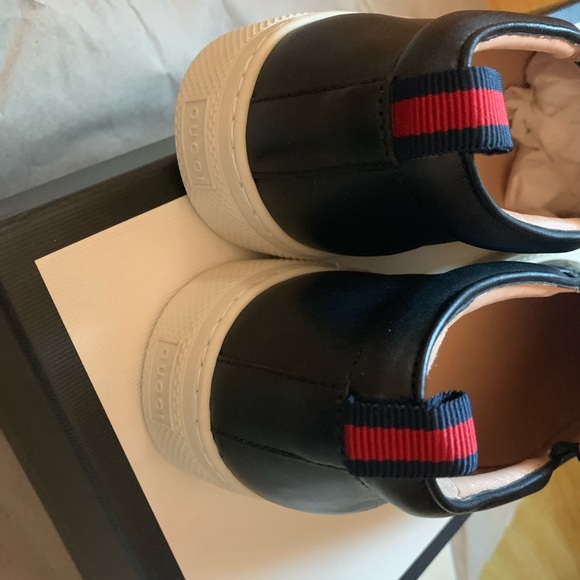 Gucci Men Wolf GG Supreme Dublin SlipOn Sneaker 8G - Picture 5 of 8